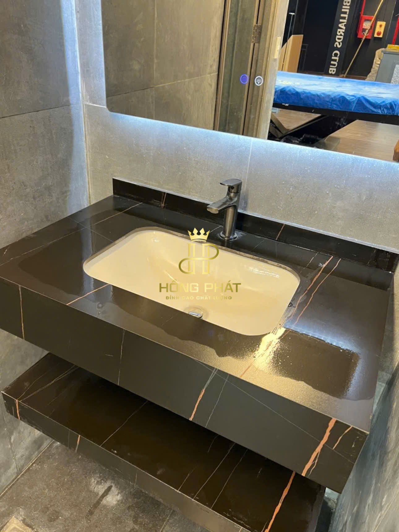 Tủ lavabo bàn đá DD820 đen