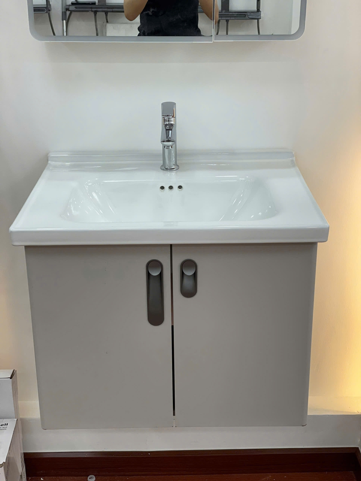 Tủ lavabo nhôm tổ ong TN 061