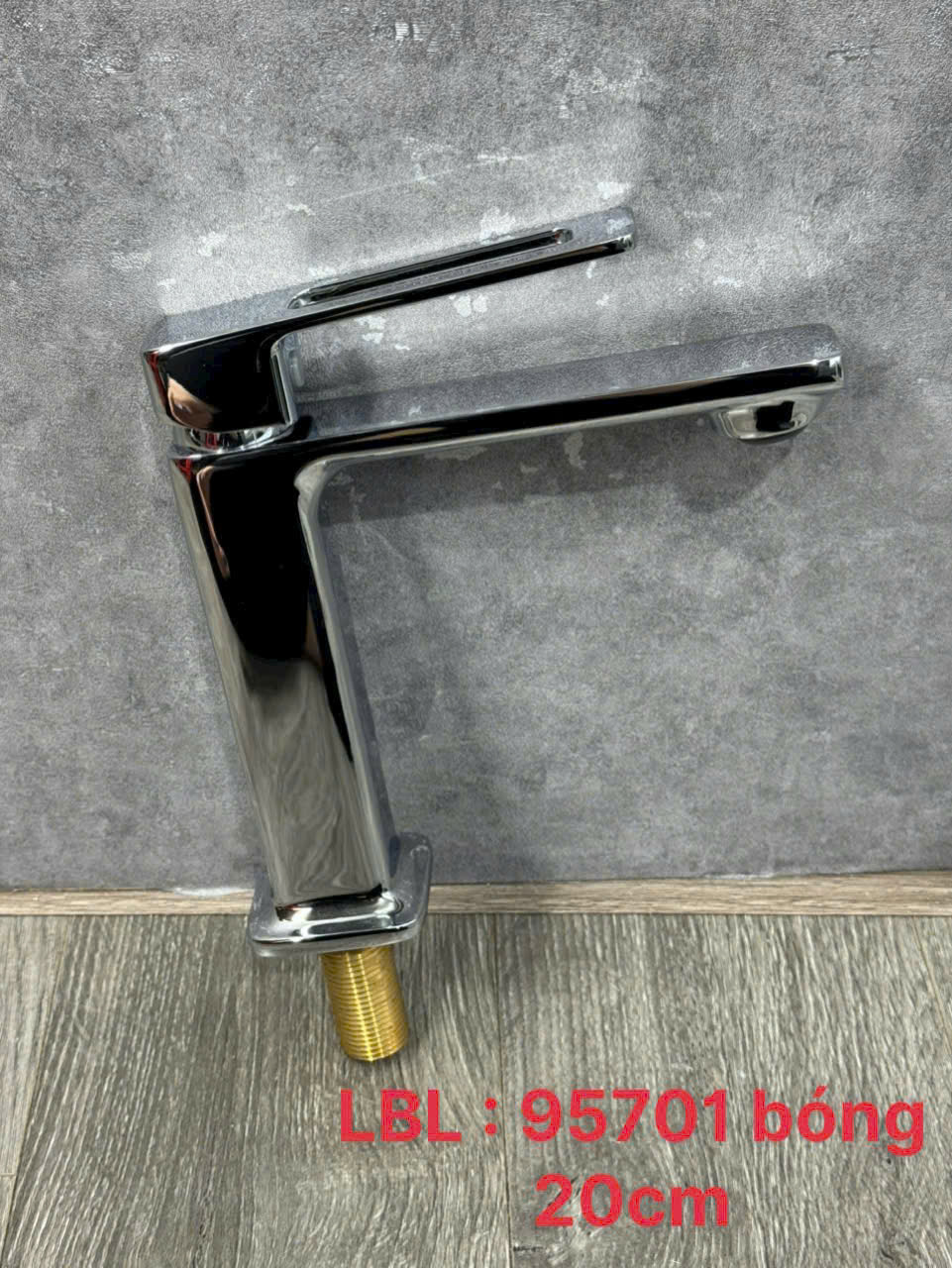 Vòi lavabo lạnh bóng 95701